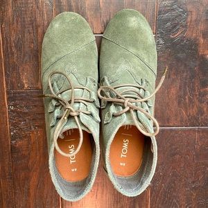 TOMS Lace up wedge booties